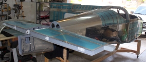The horizontal stabilizer is now fully attached to the fuselage.
